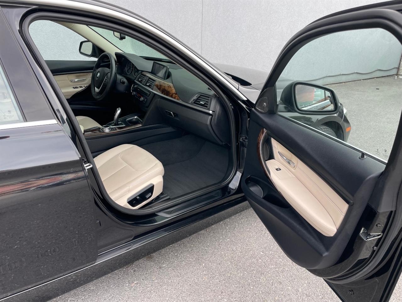 BMW 3 Series  2015