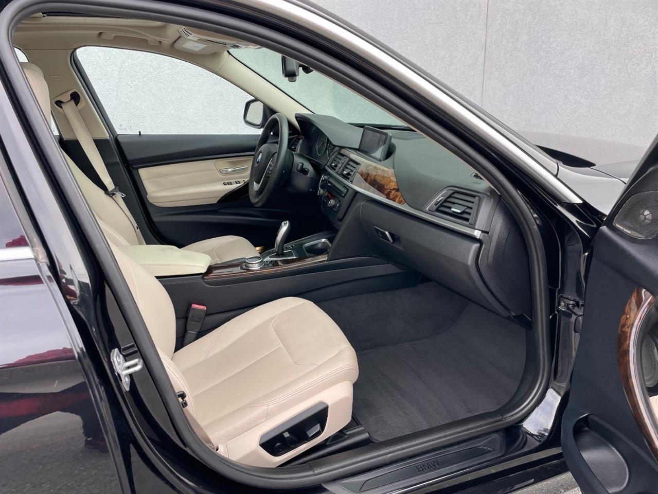 BMW 3 Series  2015