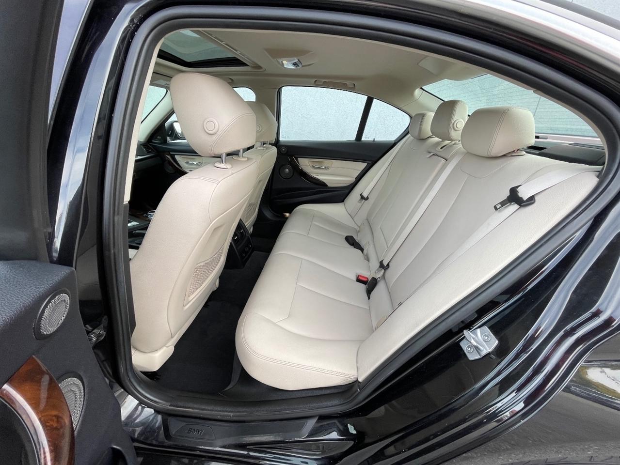 BMW 3 Series  2015