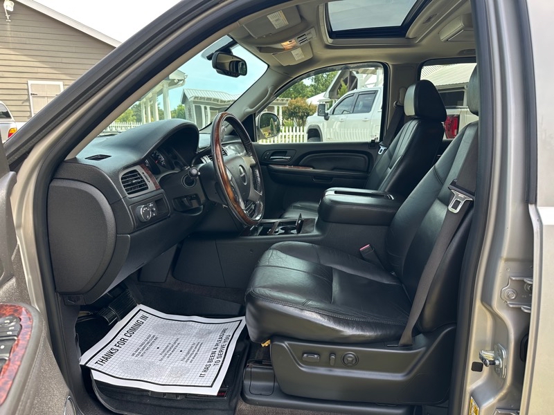 GMC Yukon Denali XL 2WD 2008