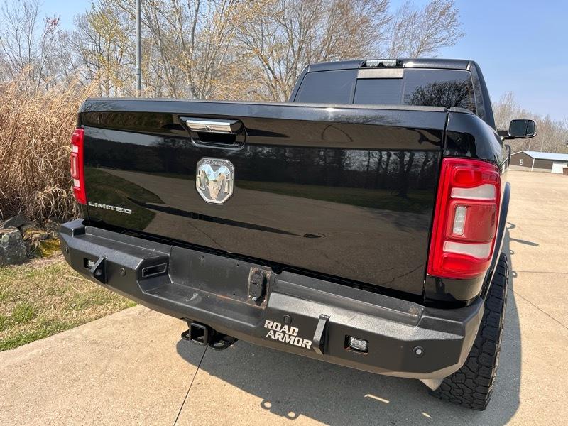 RAM 3500 Limited Mega Cab 4WD 2020