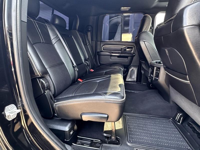 RAM 3500 Limited Mega Cab 4WD 2020