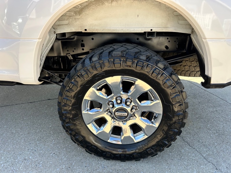 Ford F-250 SD Lariat Crew Cab Short Bed 4WD 2018 Ford F-250 SD Lariat Crew Cab Short Bed 4WD 2018