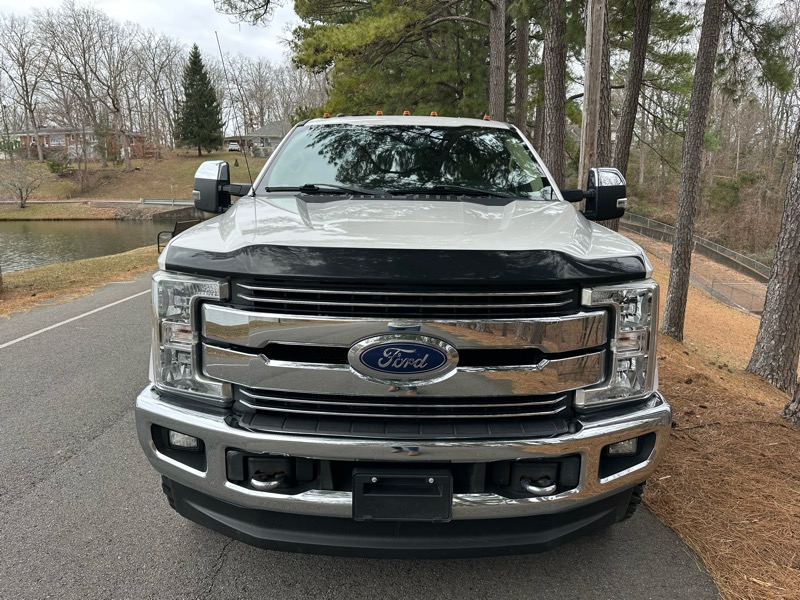 Ford F-250 SD Lariat Crew Cab Short Bed 4WD 2018