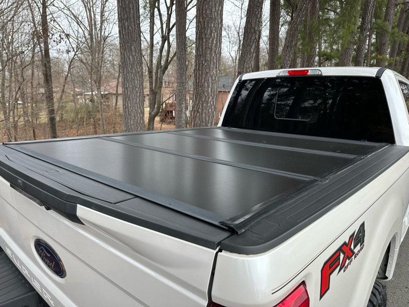 Ford F-250 SD Lariat Crew Cab Short Bed 4WD 2018