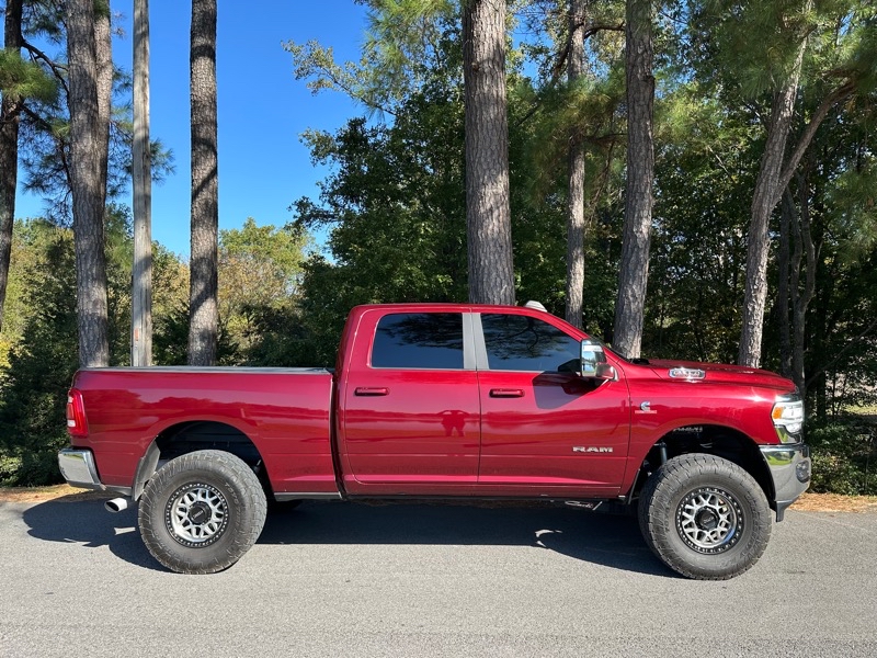 RAM 2500 Laramie Crew Cab SWB 4WD 2023 RAM 2500 Laramie Crew Cab SWB 4WD 2023