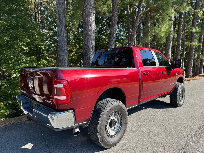 RAM 2500 Laramie Crew Cab SWB 4WD 2023 RAM 2500 Laramie Crew Cab SWB 4WD 2023