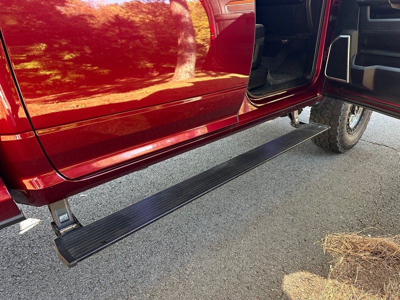 RAM 2500 Laramie Crew Cab SWB 4WD 2023 RAM 2500 Laramie Crew Cab SWB 4WD 2023