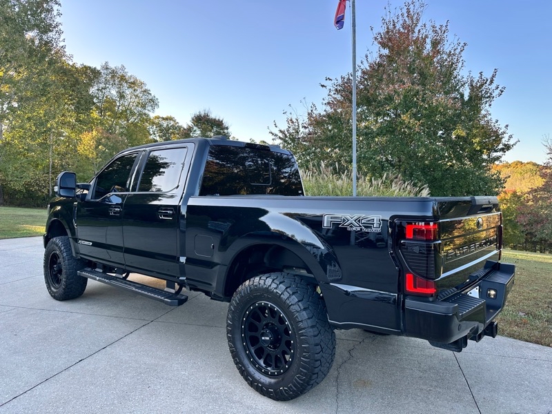 Ford F-250 SD Lariat Crew Cab 4WD 2022 Ford F-250 SD Lariat Crew Cab 4WD 2022