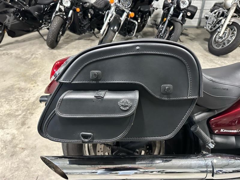 Kawasaki Vulcan 900 Custom  2011