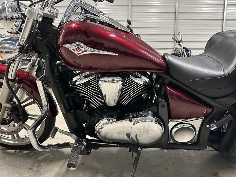 Kawasaki Vulcan 900 Custom  2011