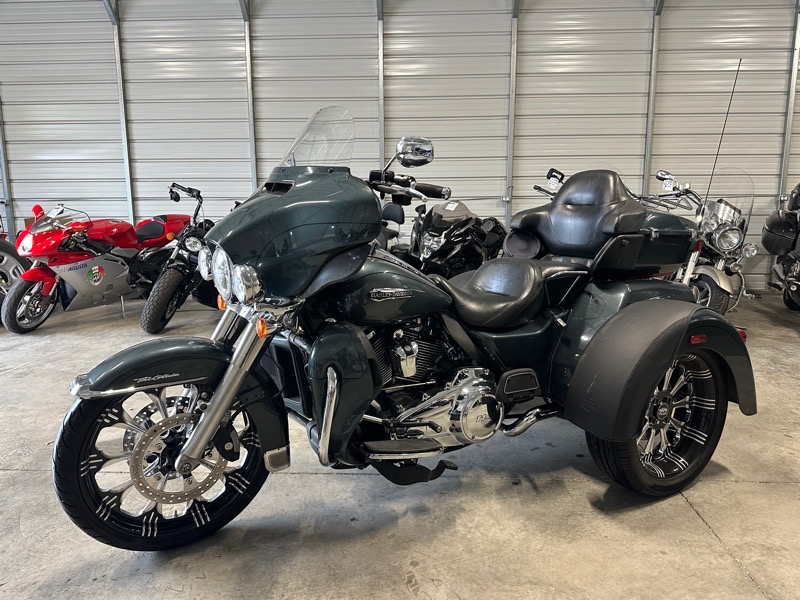 Harley-Davidson FLHTCUTG  2020 Harley-Davidson FLHTCUTG  2020