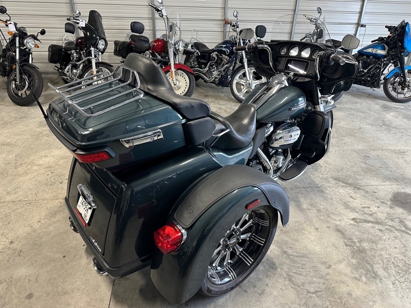 Harley-Davidson FLHTCUTG  2020 Harley-Davidson FLHTCUTG  2020