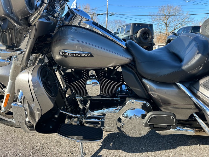 Harley-Davidson FLHTCU103  2016