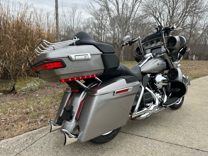 Harley-Davidson FLHTCU103  2016