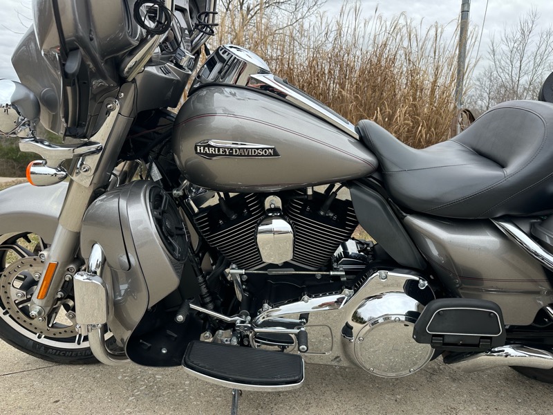 Harley-Davidson FLHTCU103  2016