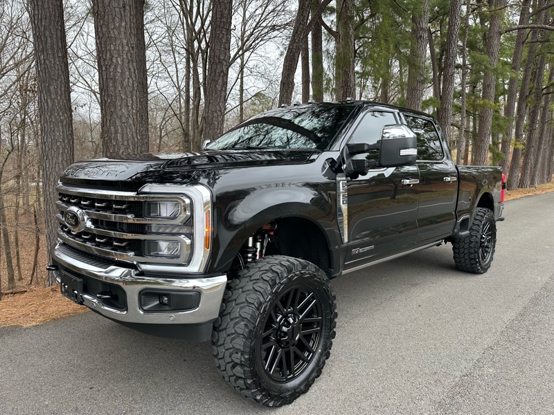 Ford F-350 SD King Ranch Crew Cab 4WD 2025