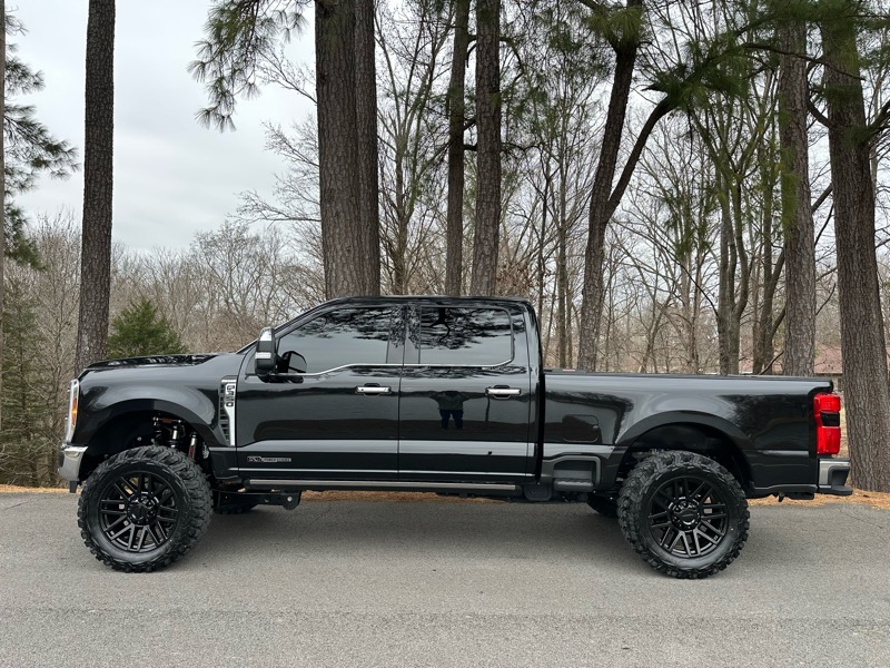 Ford F-350 SD King Ranch Crew Cab 4WD 2025