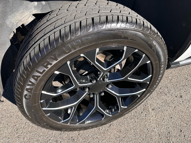 GMC Yukon Denali 2WD 2019