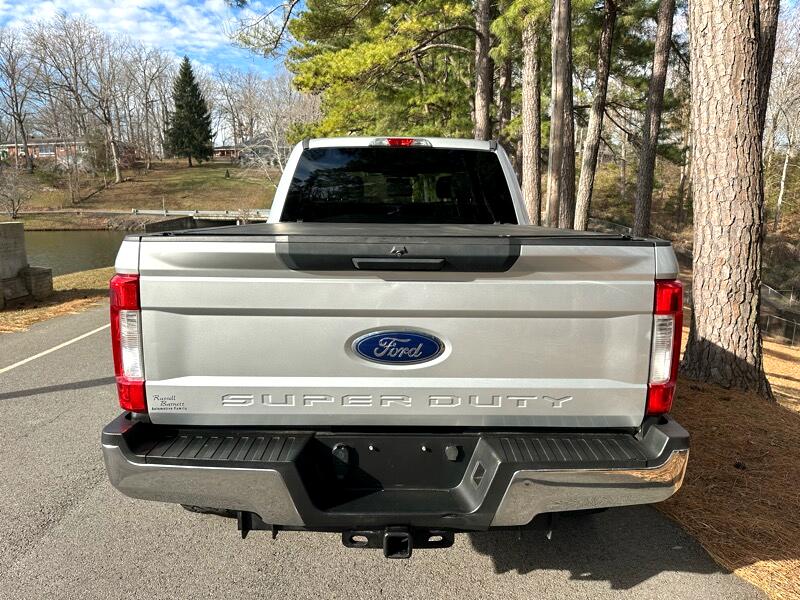 Ford F-250 SD Lariat Crew Cab Short Bed 4WD 2019