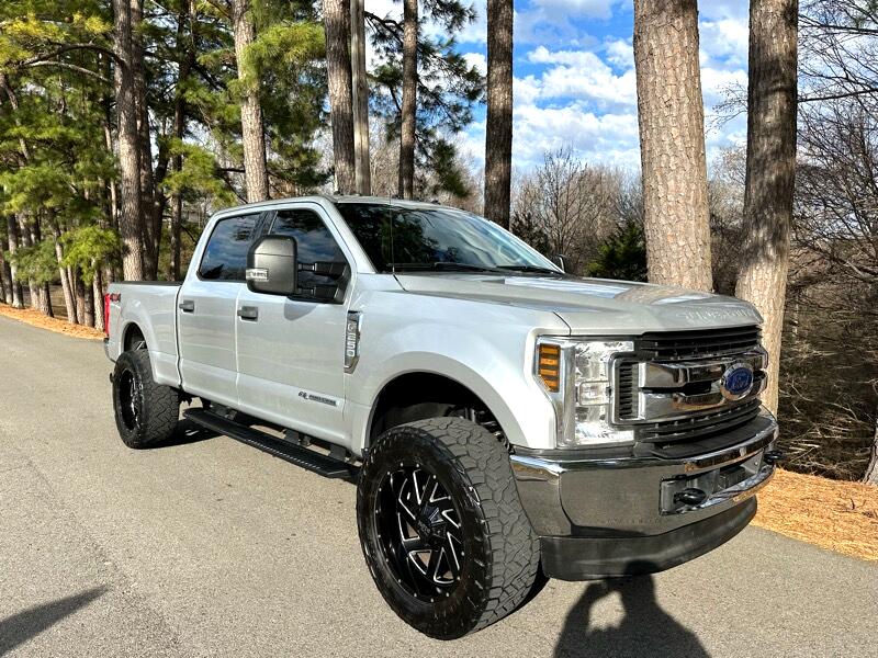 Ford F-250 SD Lariat Crew Cab Short Bed 4WD 2019