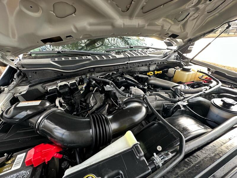 Ford F-250 SD Lariat Crew Cab Short Bed 4WD 2019