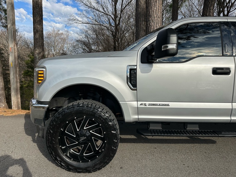 Ford F-250 SD XLT Crew Cab Short Bed 4WD 2019