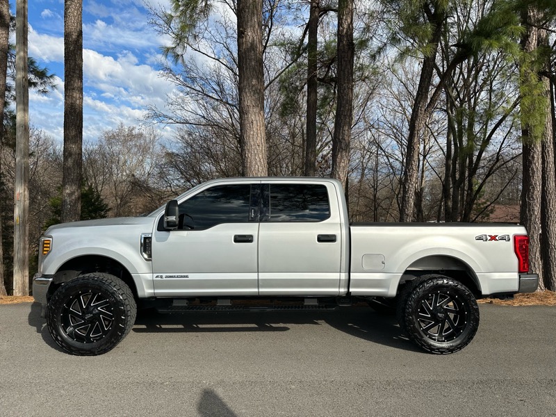 Ford F-250 SD XLT Crew Cab Short Bed 4WD 2019
