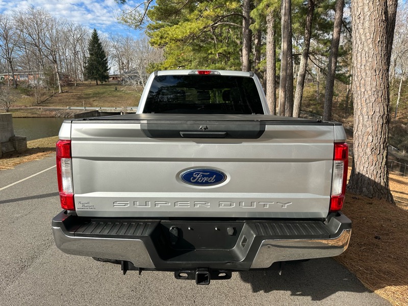 Ford F-250 SD XLT Crew Cab Short Bed 4WD 2019