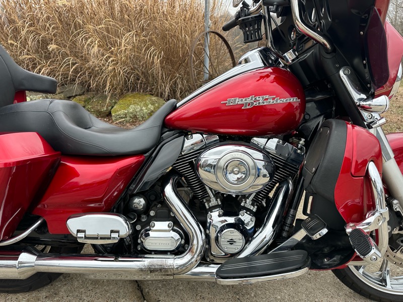 Harley-Davidson FLHX103  2013