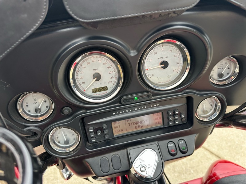 Harley-Davidson FLHX103  2013