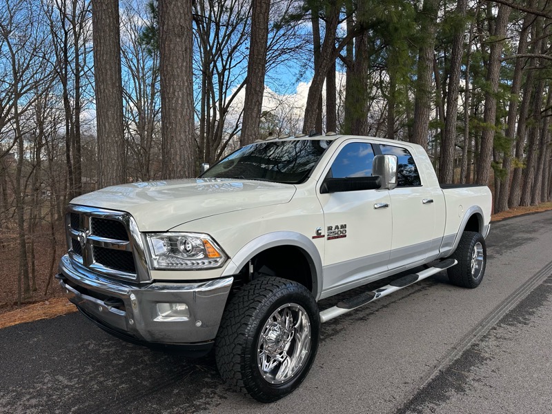 RAM 2500 Laramie Mega Cab 4WD 2017