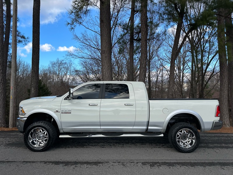 RAM 2500 Laramie Mega Cab 4WD 2017