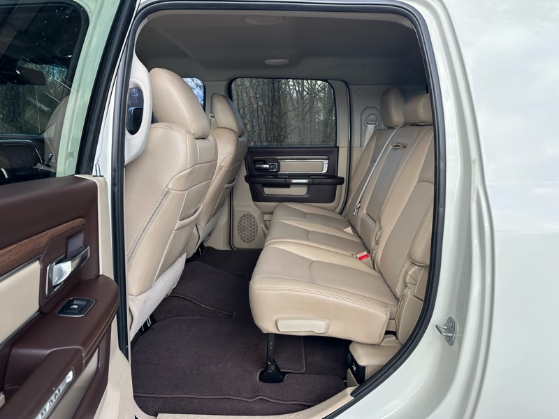 RAM 2500 Laramie Mega Cab 4WD 2017