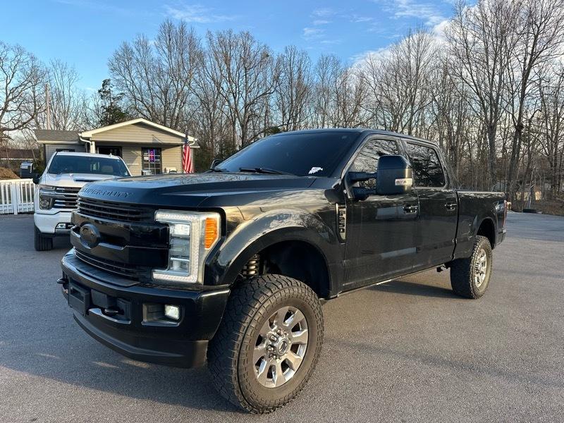 Ford F-250 SD Lariat Crew Cab 4WD 2017