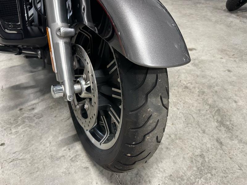 Harley-Davidson FLTRU  2016