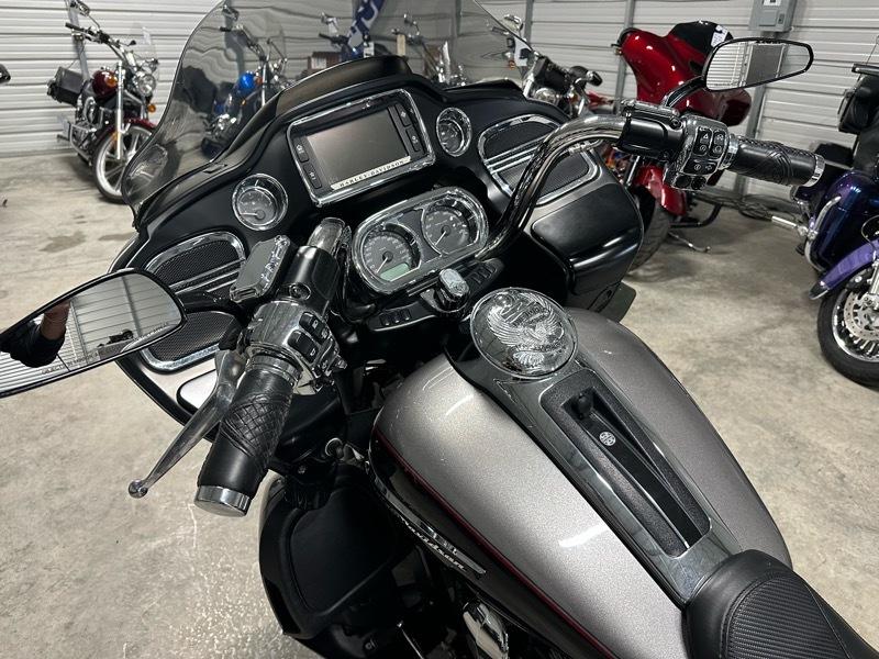 Harley-Davidson FLTRU  2016