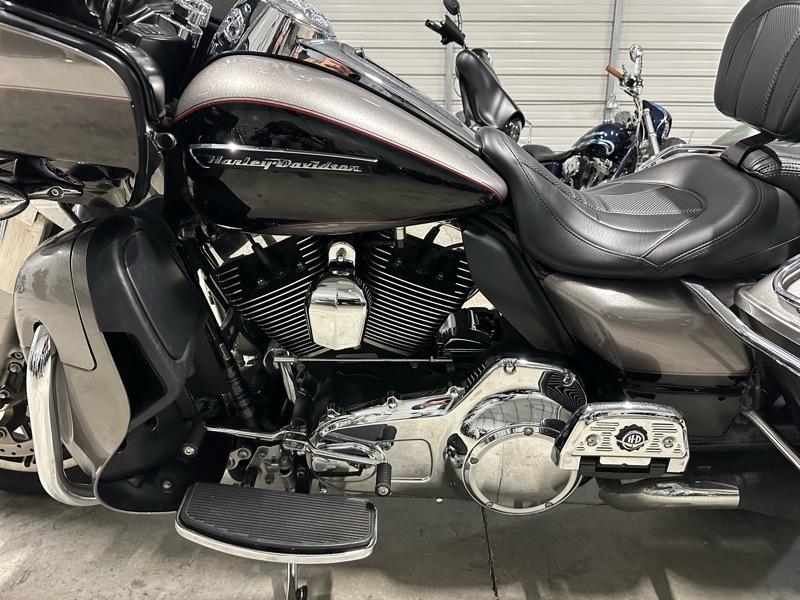 Harley-Davidson FLTRU  2016