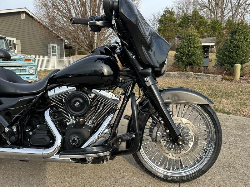 Harley-Davidson FLHXS  2014