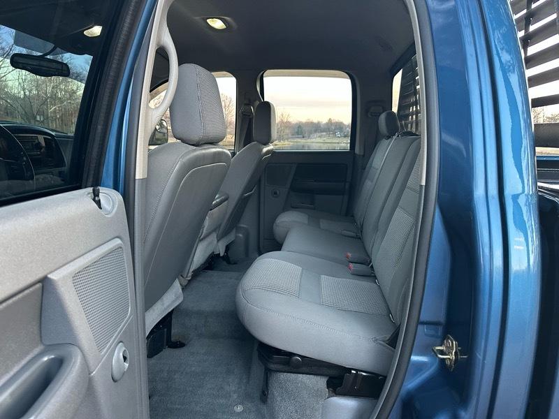 Dodge Ram 2500 ST Quad Cab 4WD 2006