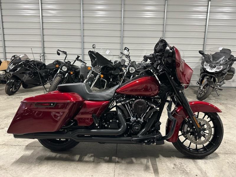 Harley-Davidson FLHXS  2018