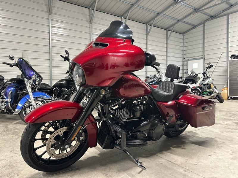 Harley-Davidson FLHXS  2018