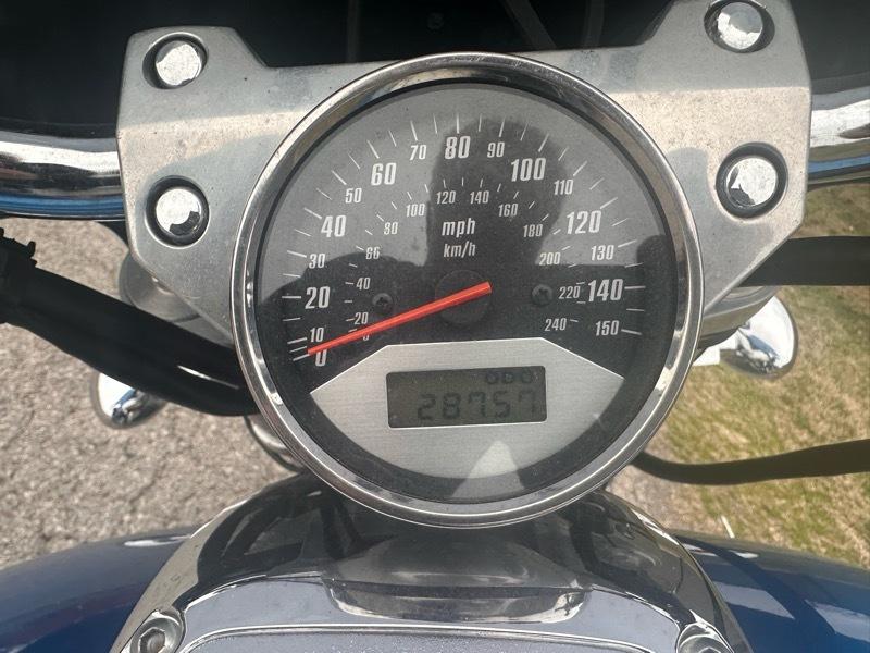 Honda VTX1800C1  2003