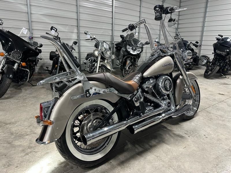 Harley-Davidson FLDE 
FLDE  2018