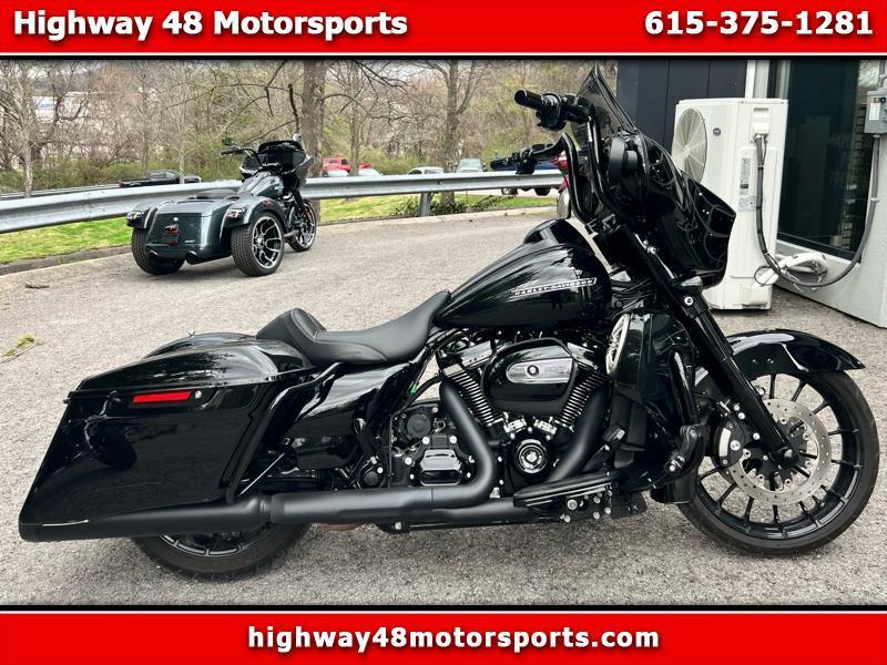 2018 Harley-Davidson FLHXS 