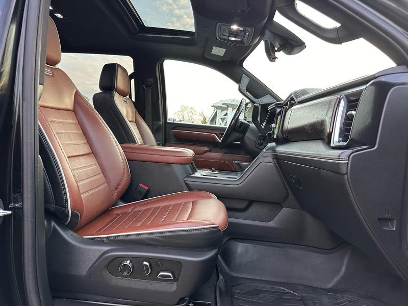 GMC Sierra 2500HD Denali Ultimate Crew Cab 4WD 2024