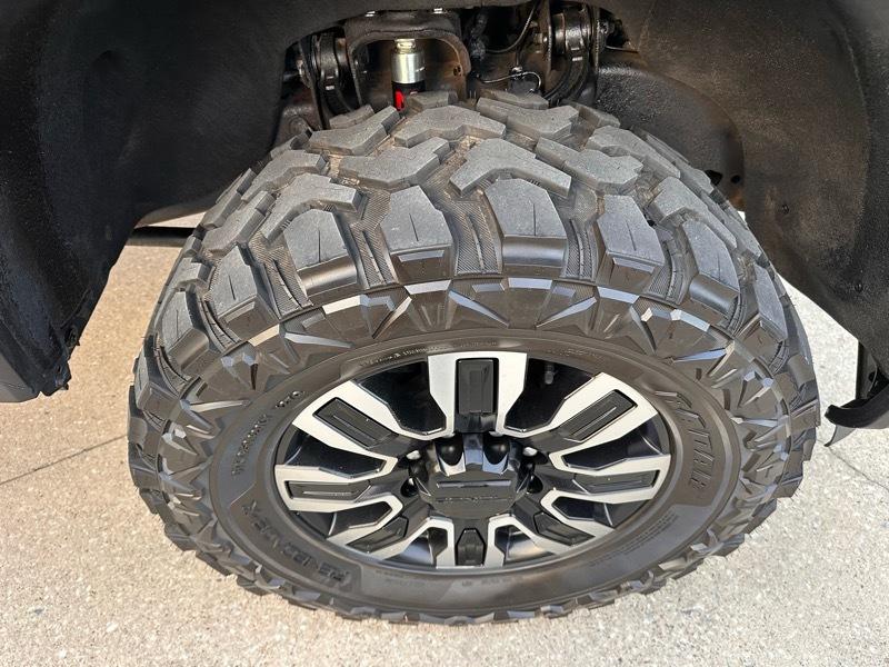 GMC Sierra 2500HD Denali Ultimate Crew Cab 4WD 2024