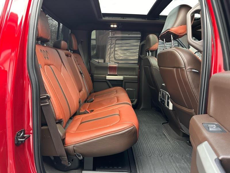 Ford F-350 SD Platinum Crew Cab 4WD 2022