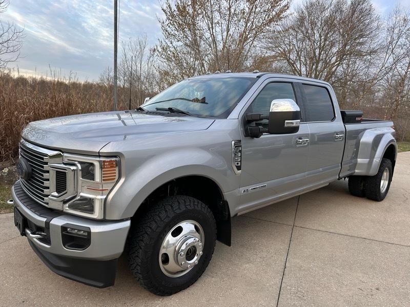 Ford F-350 SD Platinum Crew Cab Long Box 4WD DRW 2020