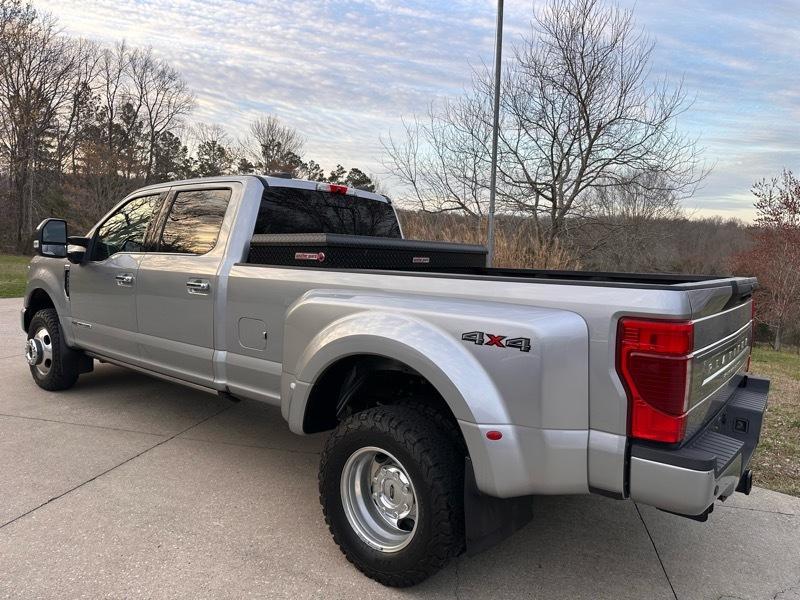 Ford F-350 SD Platinum Crew Cab Long Box 4WD DRW 2020